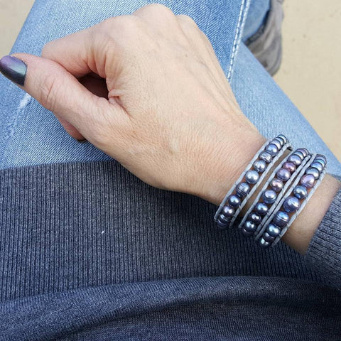 Image of Peacock Blue Freshwater Pearls on Grey Leather Wrap Bracelet